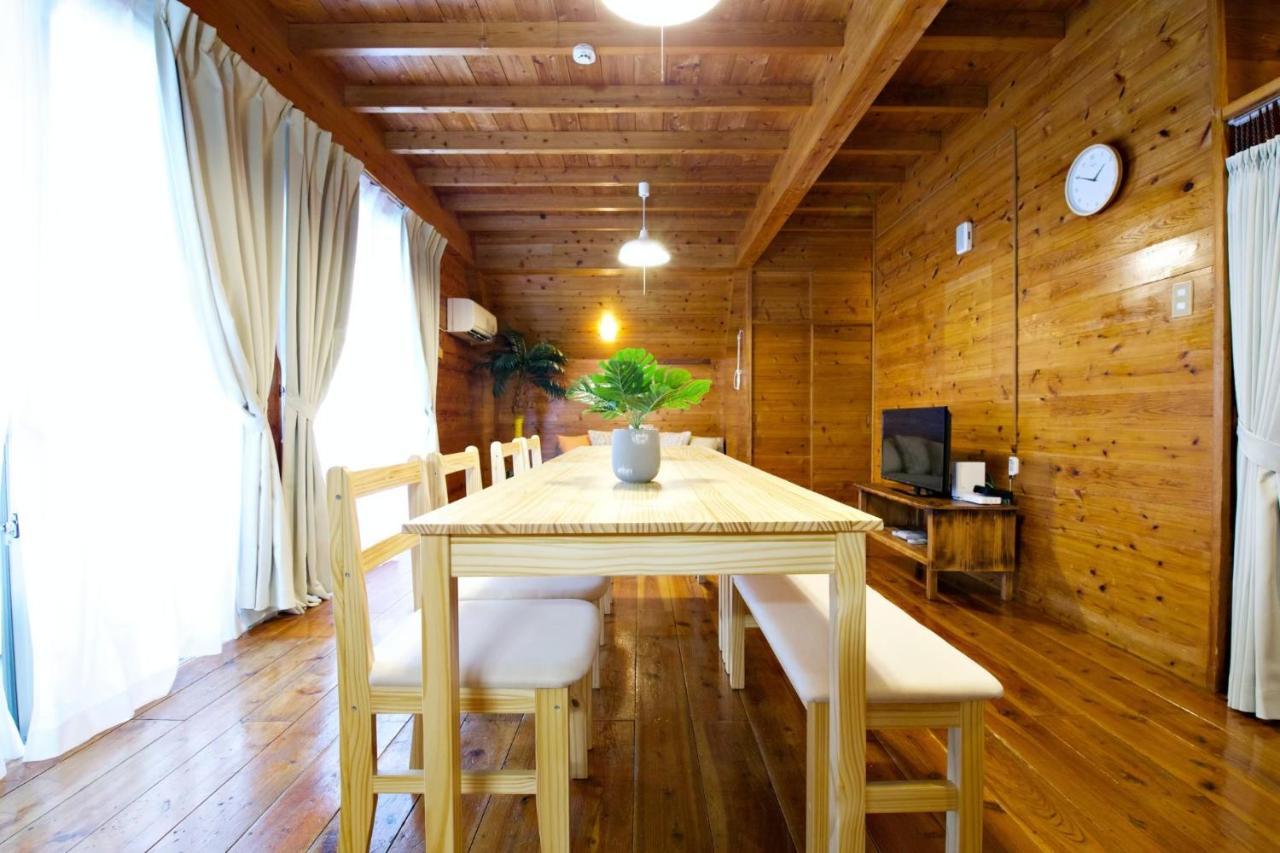 Ferienwohnung にらい恩納　杉の木 Onna Exterior foto