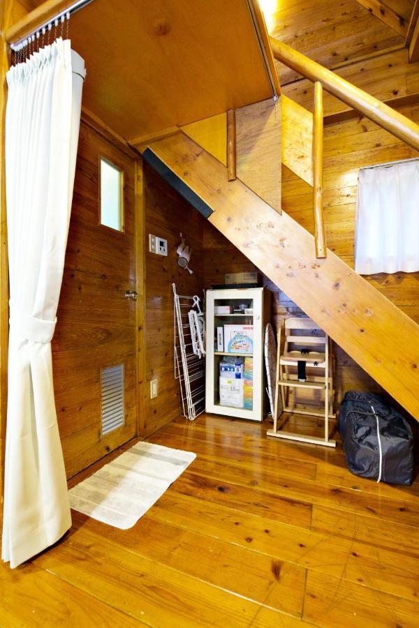 Ferienwohnung にらい恩納　杉の木 Onna Exterior foto