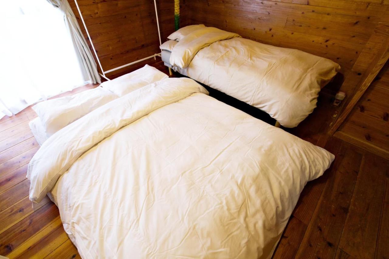Ferienwohnung にらい恩納　杉の木 Onna Exterior foto