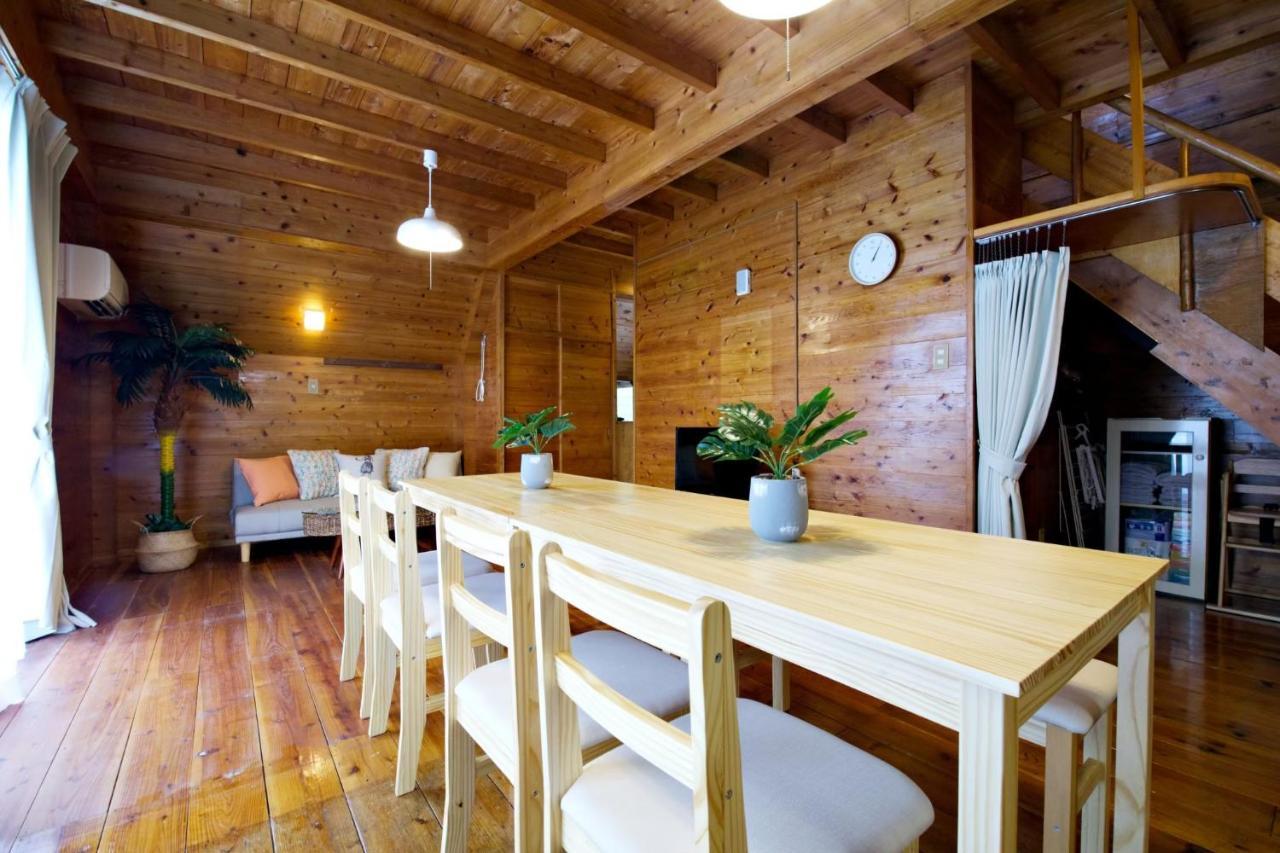 Ferienwohnung にらい恩納　杉の木 Onna Exterior foto