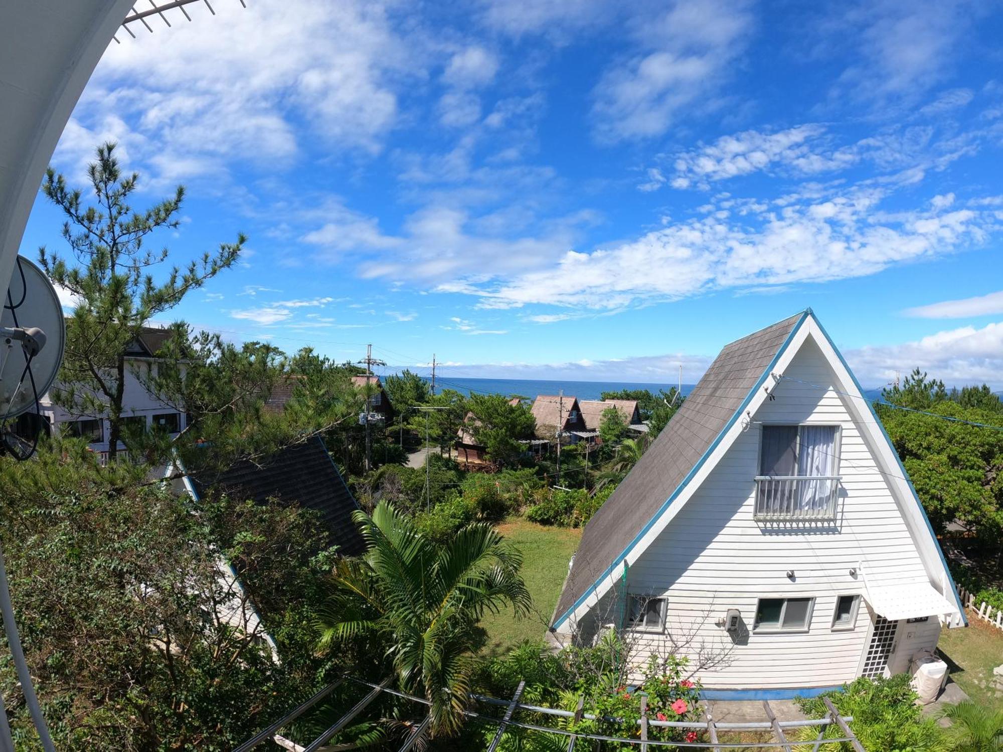 Ferienwohnung にらい恩納　杉の木 Onna Exterior foto